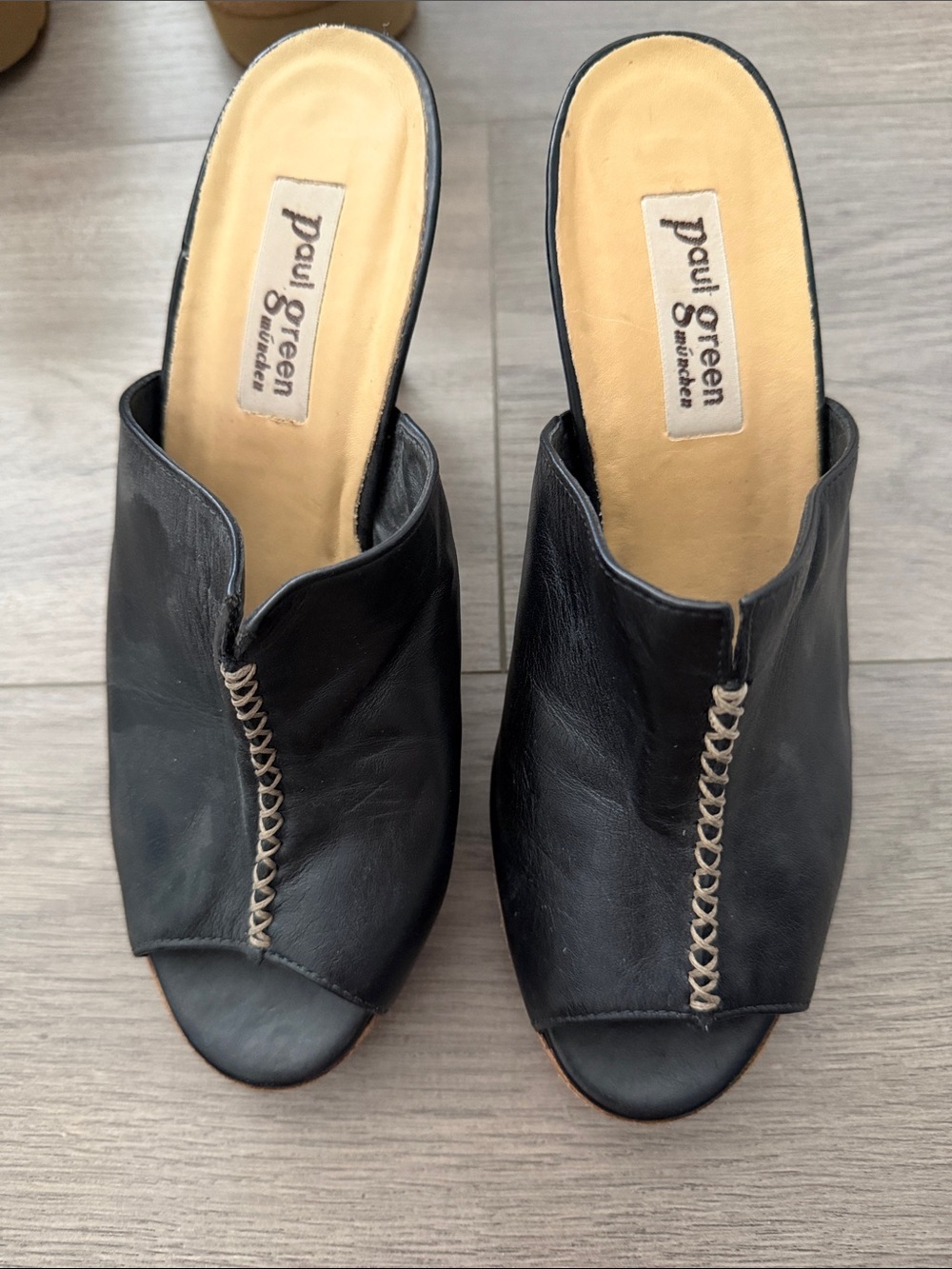 Paul Green Black Leather Open-Toe Mule with Braided Accent size 7